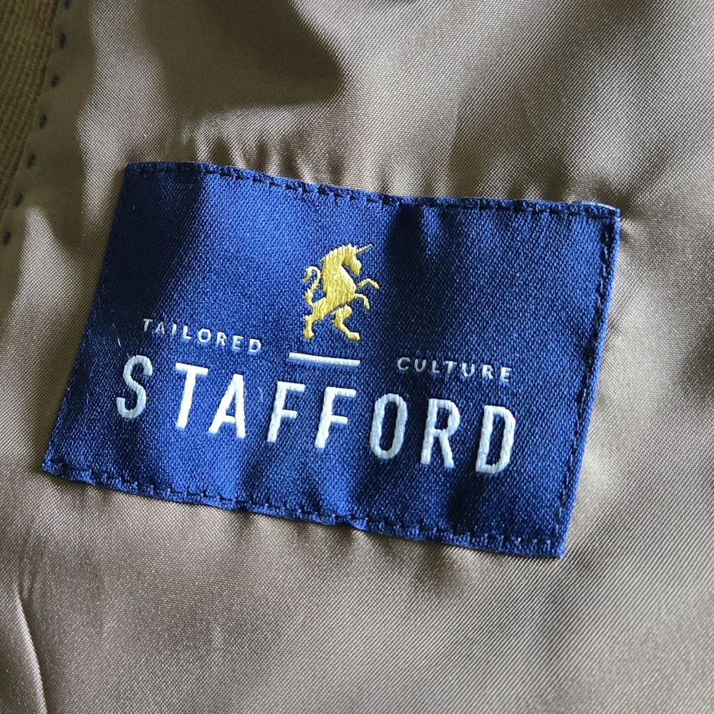 Courduroy Stafford Sport Coat in Wheat - Picture 3 of 9